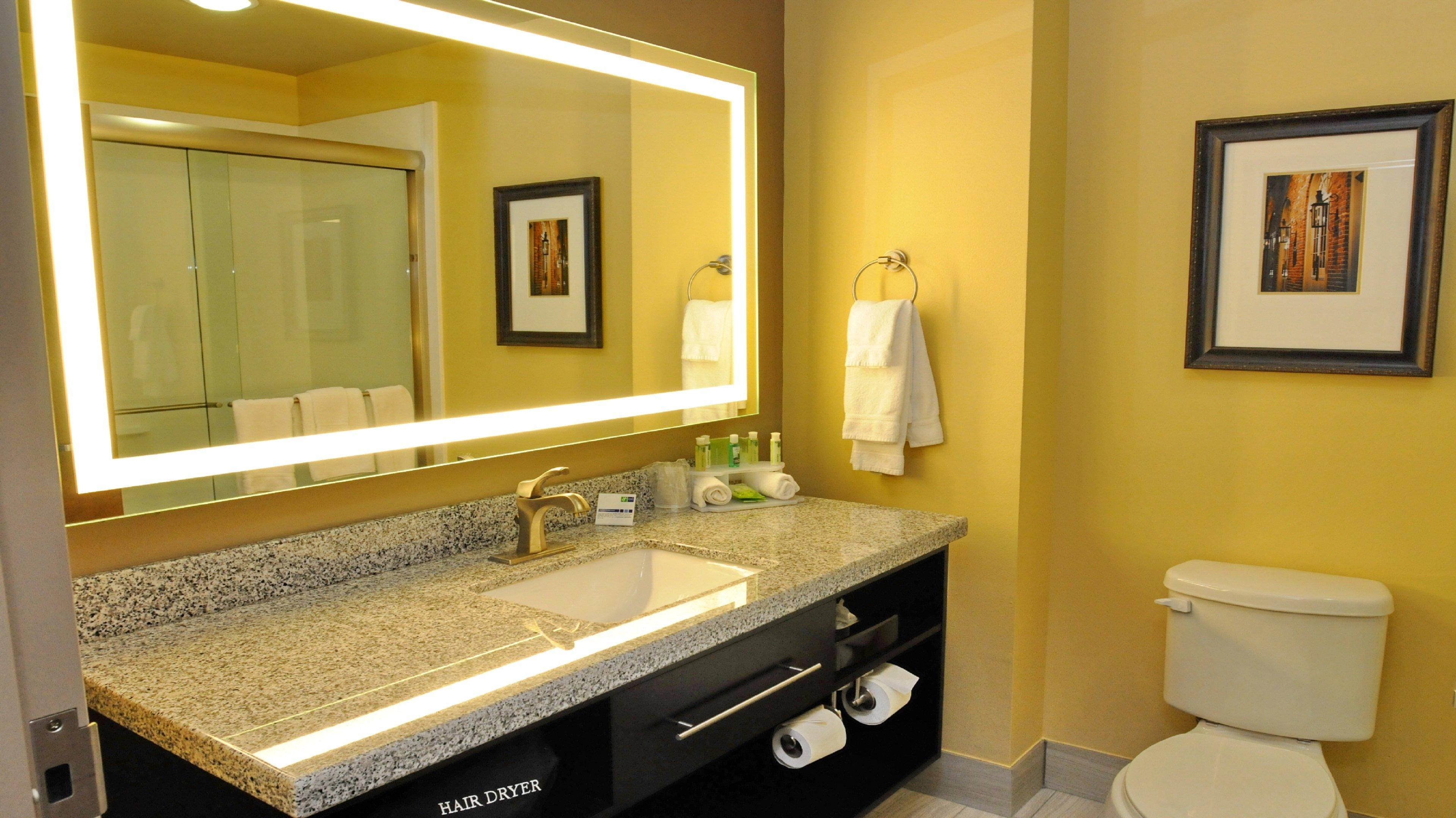 Holiday Inn Express Covington-Madisonville By Ihg Exteriör bild