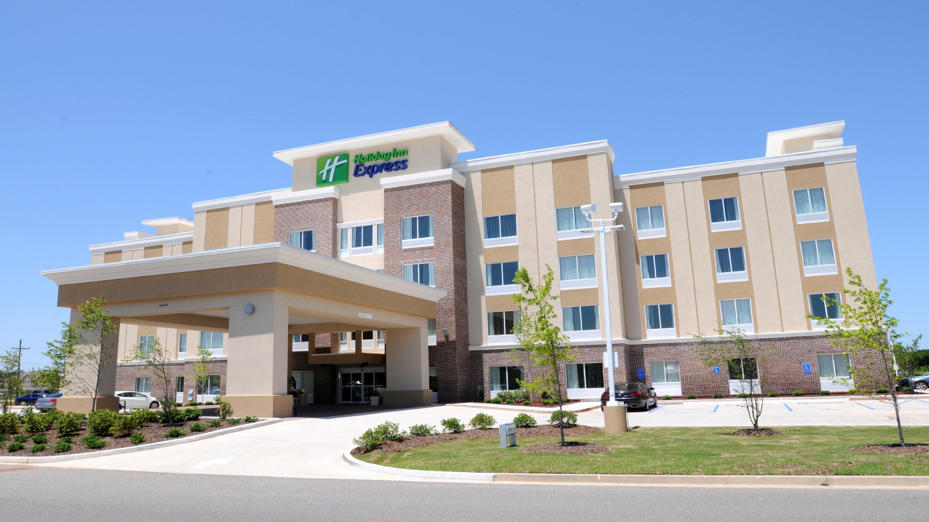 Holiday Inn Express Covington-Madisonville By Ihg Exteriör bild